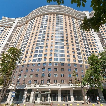 אודסה Apartaments In 26 Zhemchuzhina מראה חיצוני תמונה
